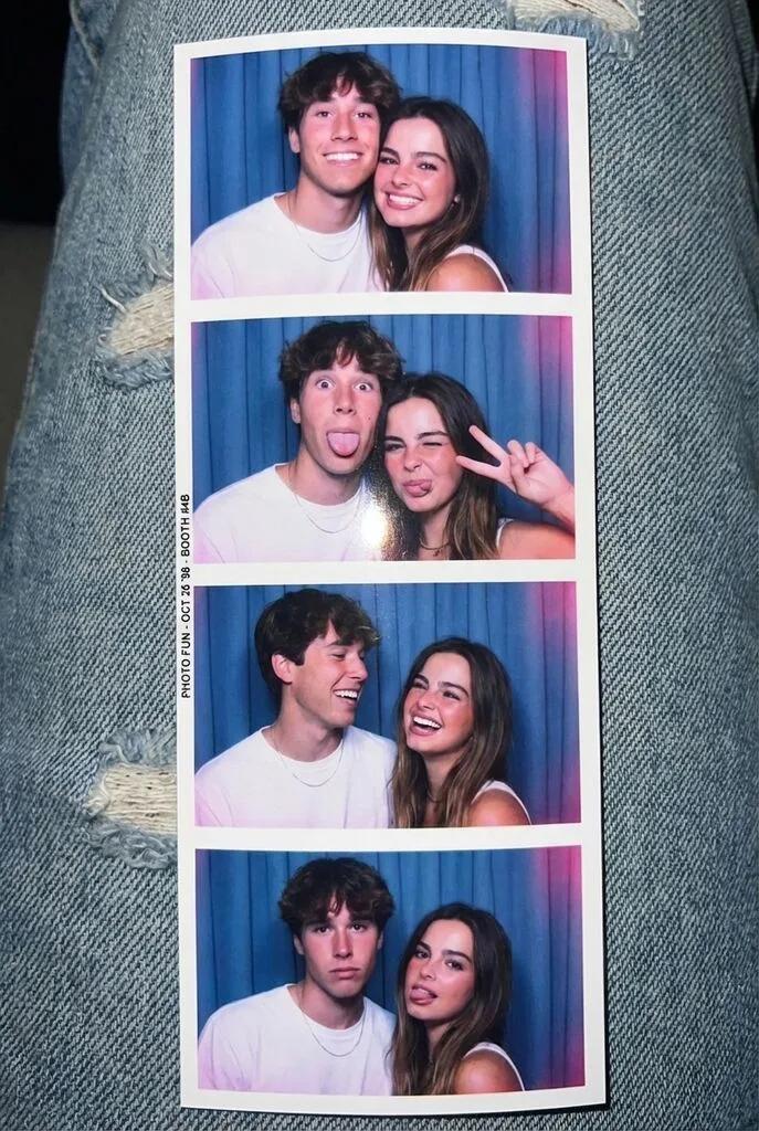 90s Mall Photo Booth Strip AI generated image example