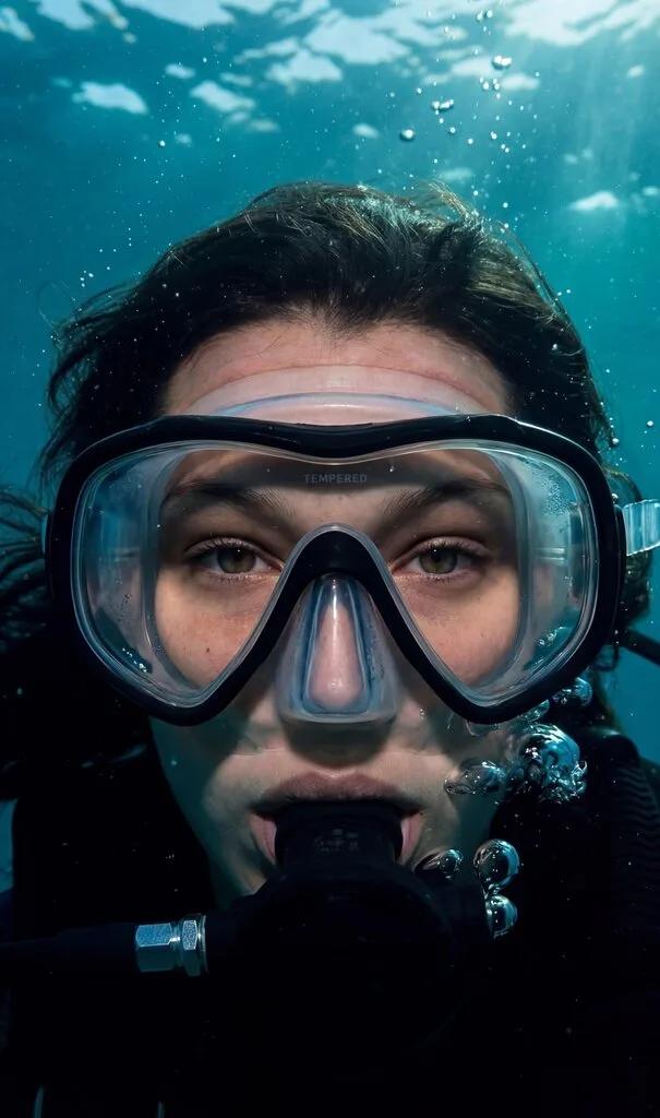 Underwater Dive Mask Camera POV Effect AI generated image example